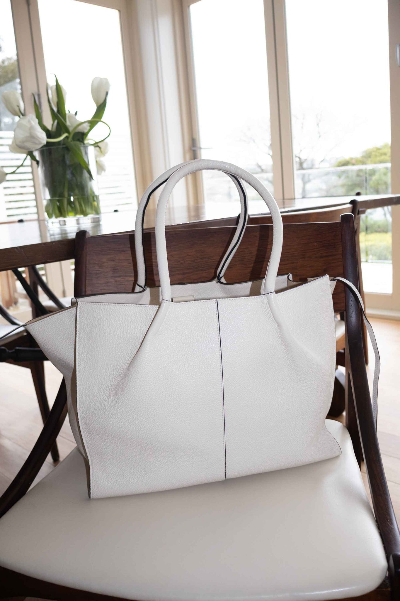 Ivory Grained Large Tote Sample