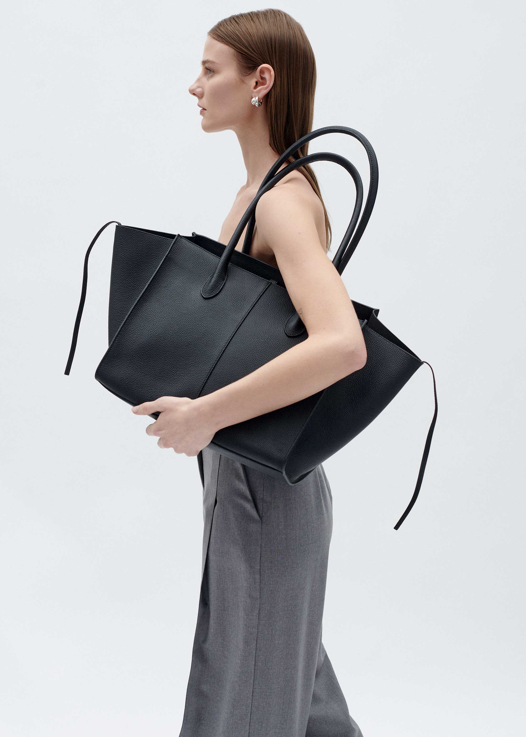 Soft black tote bag on sale