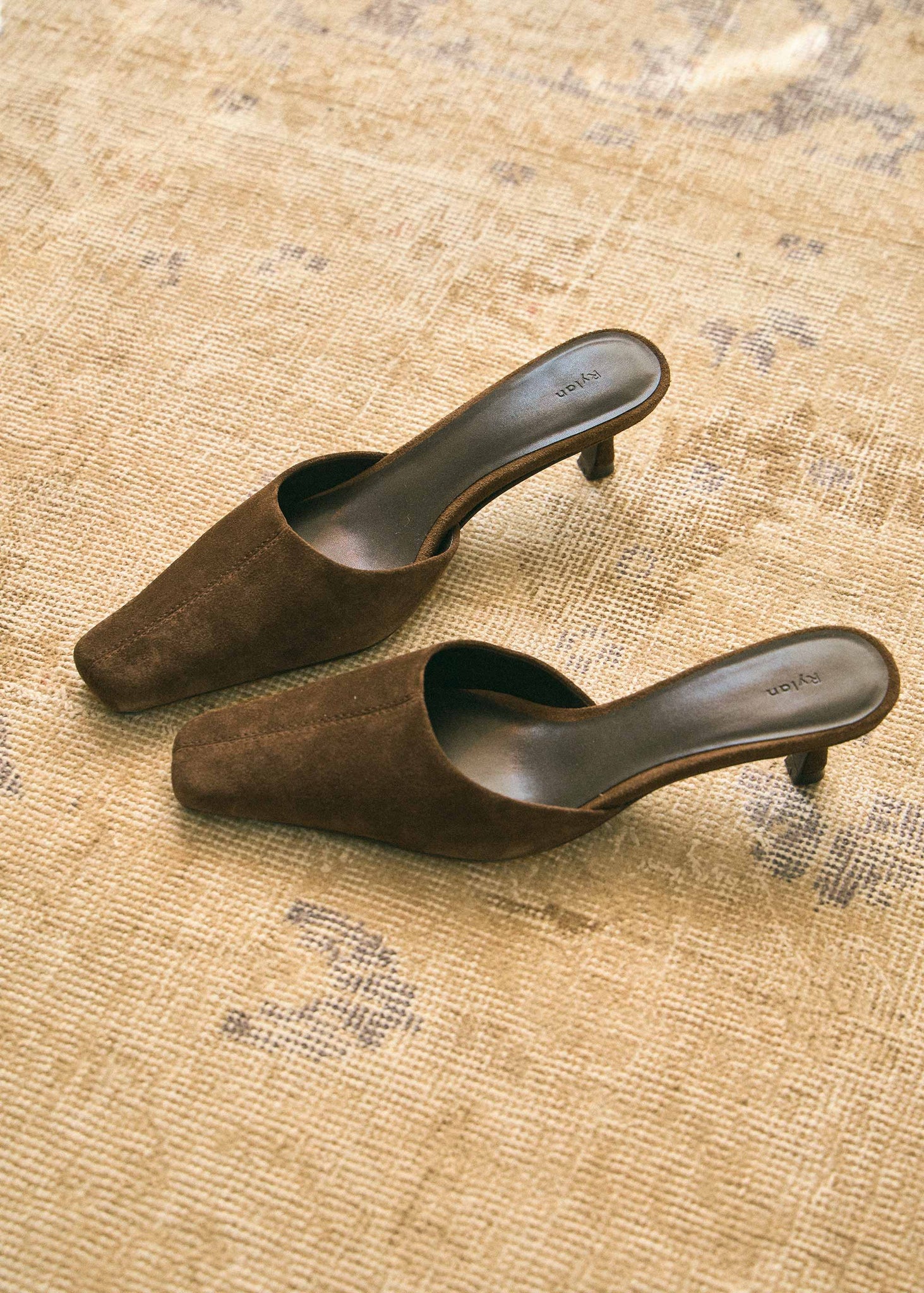 Ella Heel