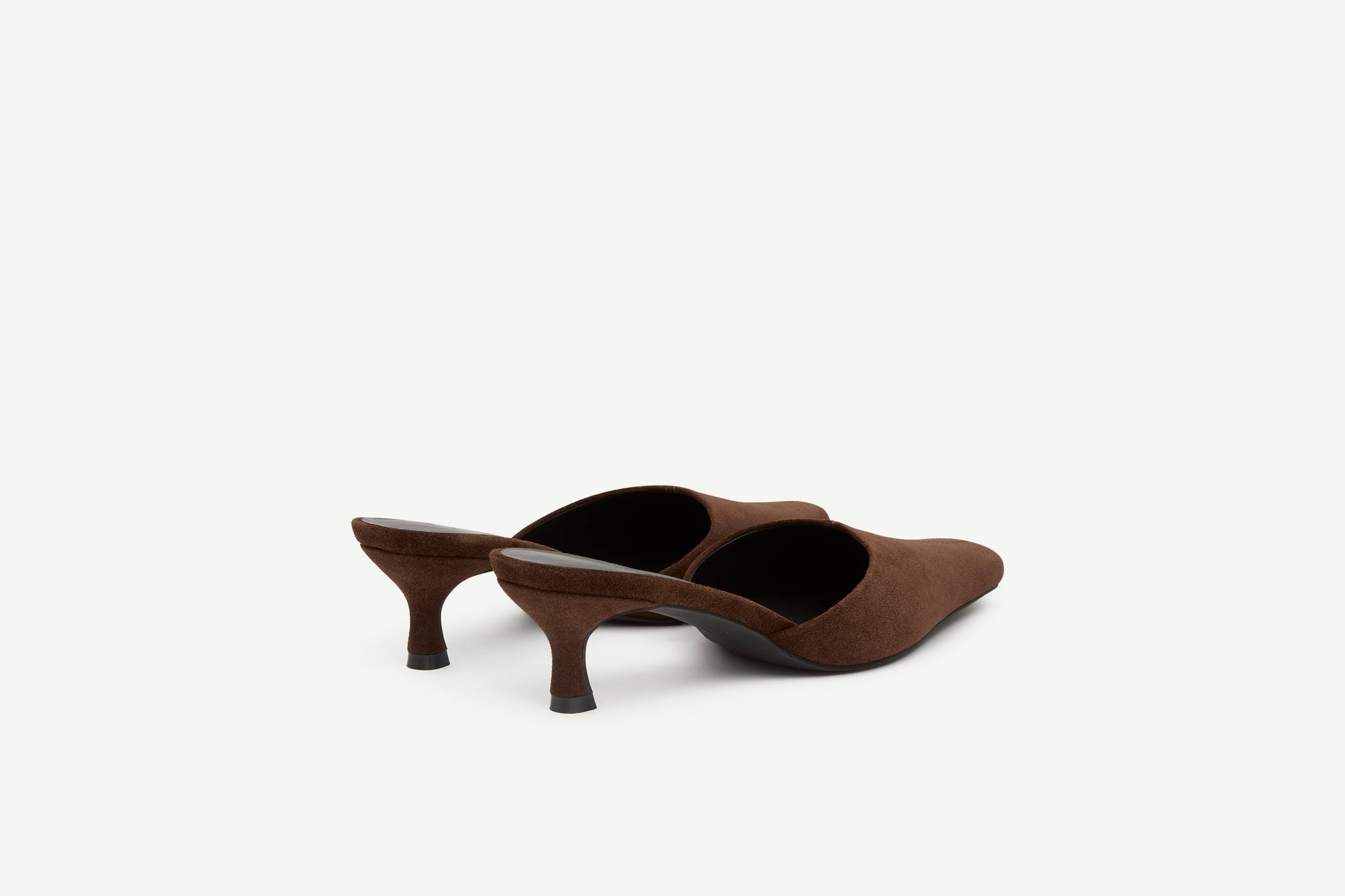 Ella Heel