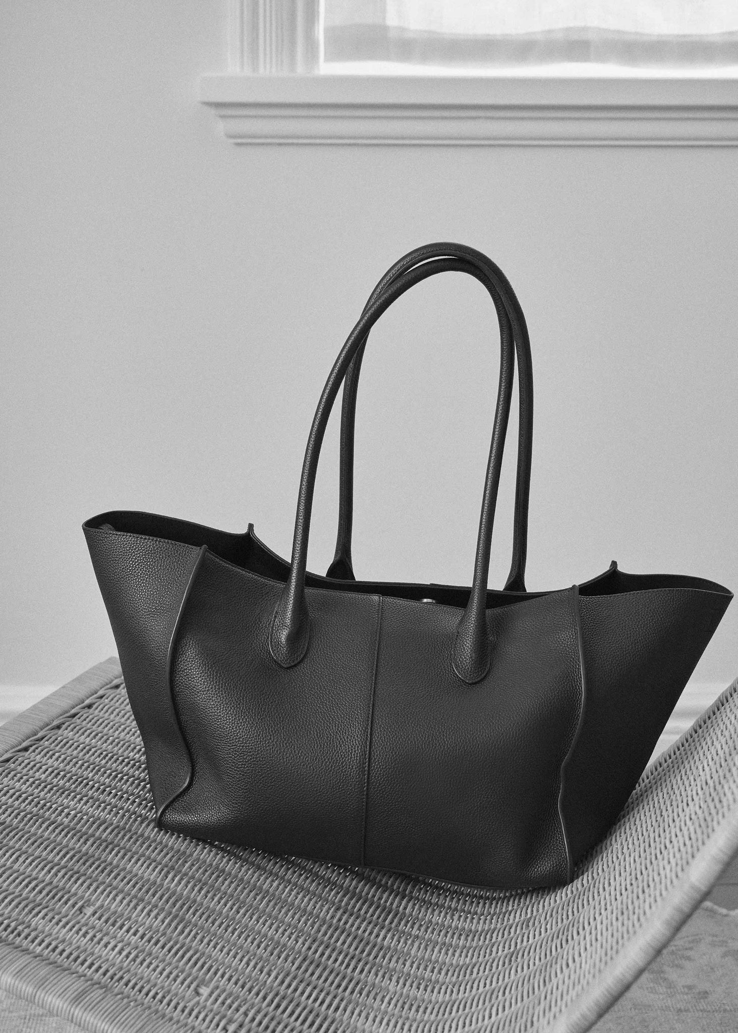 Rylan, Rylan Studio, Black Tote, Black Handbag, Pebble Grain Tote, Large Tote Bag, Brooke Testoni