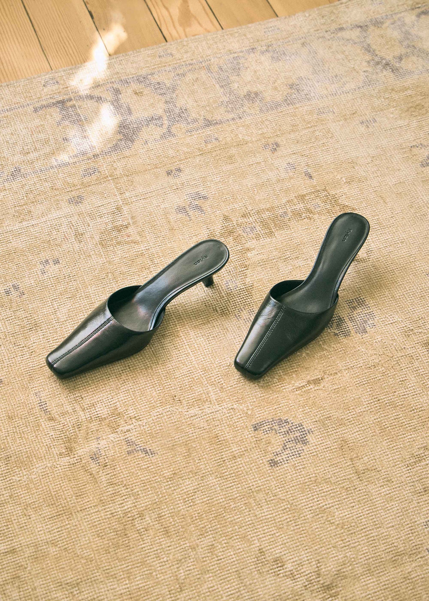 Ella Heel