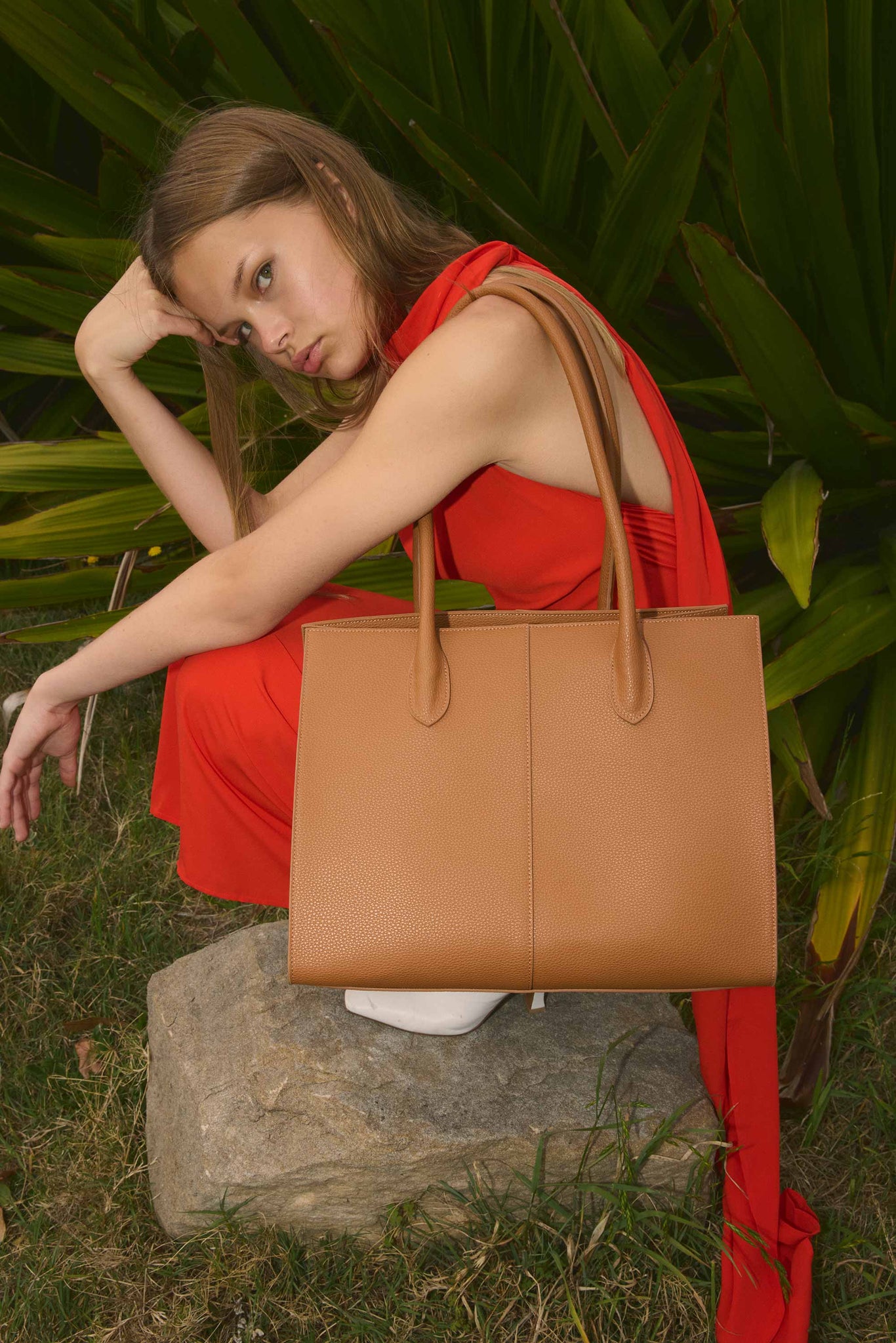 Rylan, Rylan Studio, Tan Grained Large Tote, Tote Bag, Brooke Testoni