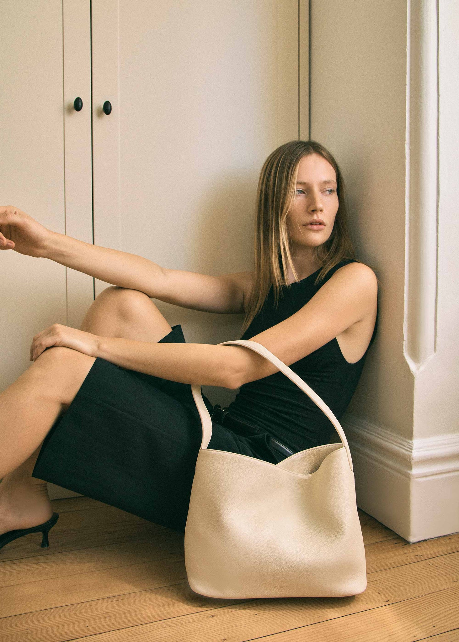 PRE-ORDER 34.71 Tori Parchment Hobo Tote