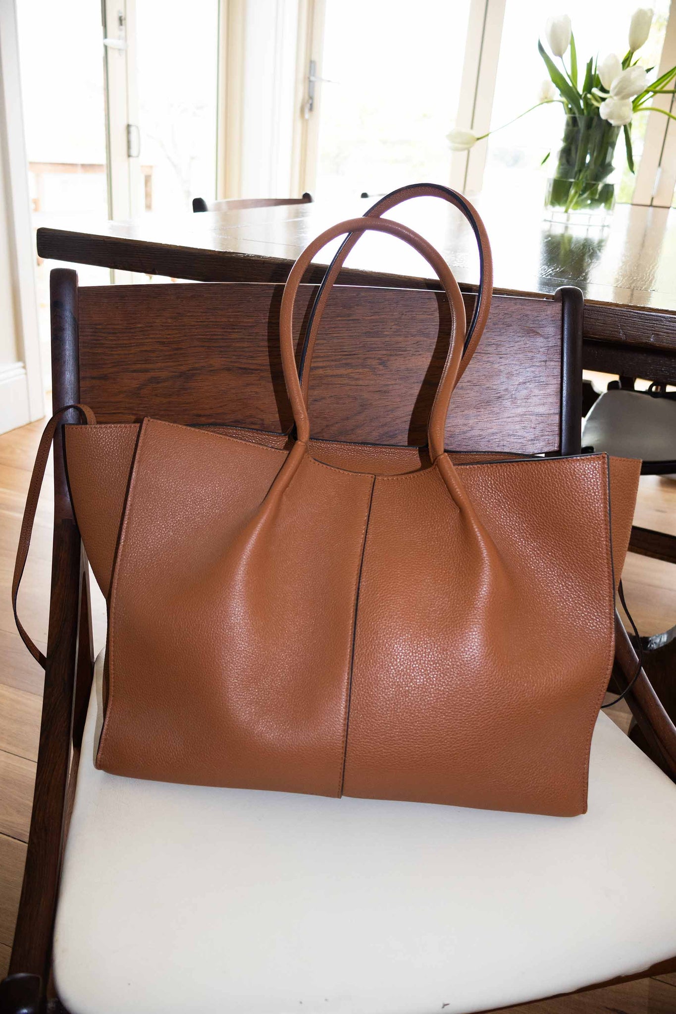 Tan with Black Edge Grained Large Tote Sample